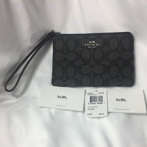 Coach Wristlet NWT